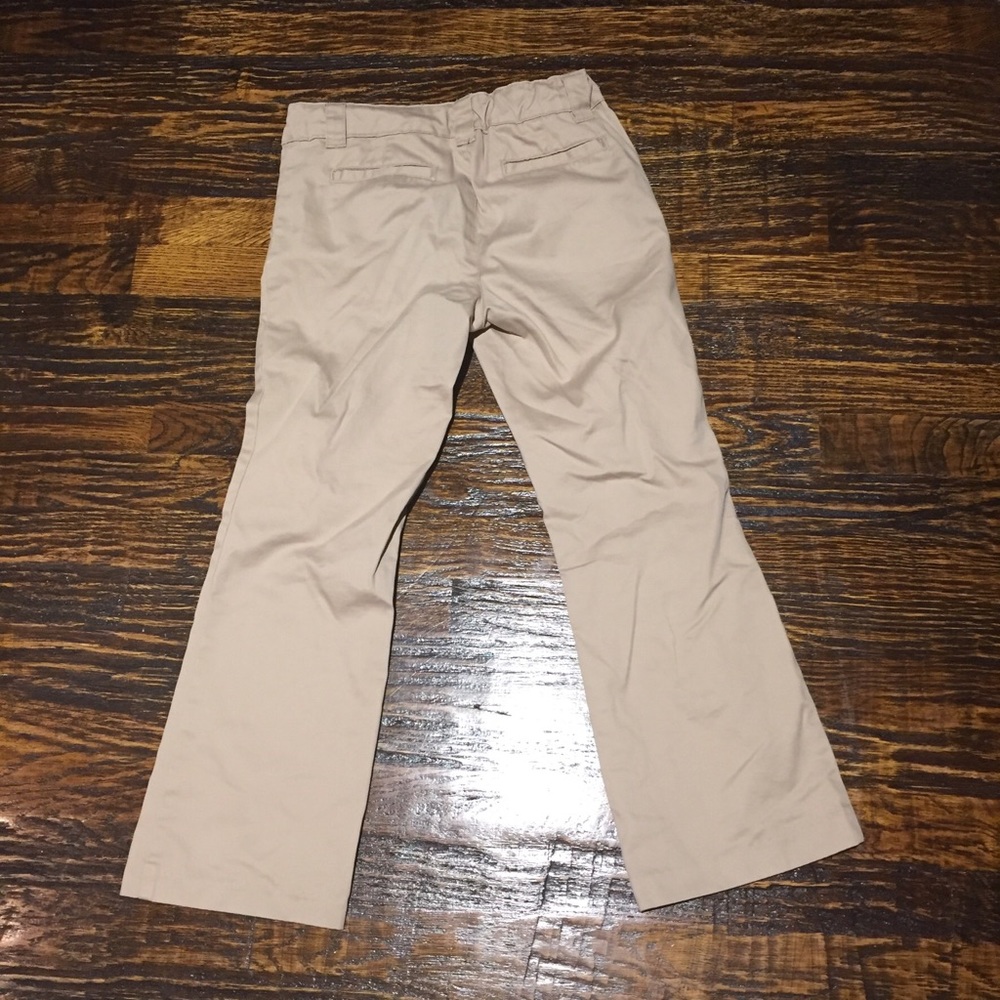 Girls Plus Size Khakis - Great for School Uniform Size 8 - Picture 2 of 3